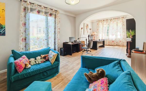 Maison à vendre    8 pièces •  Nègrepelisse