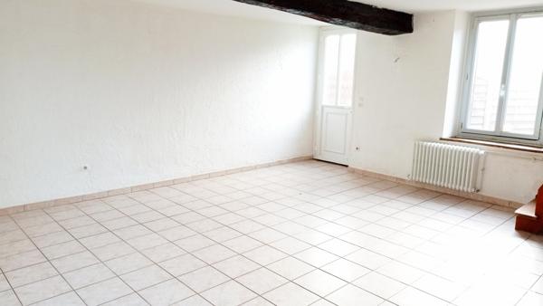 Maison à vendre 7 pièces 93 m² Saint-Ay