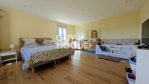 MAISON À VENDRE DE 6 PIÈCES DE 170,00 M²