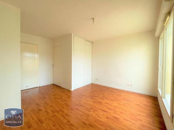 Appartement à louer 2 pièces 50.1m²