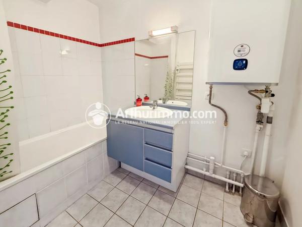 Vente                                                      Appartement
                        
                     2 pièces                      52 m2                     à Soisy-sur-Seine