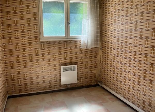 Maison à louer    4 pièces •  Saint-Paul-Trois-Châteaux