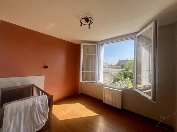 Vente / Maison avec dépendance à Bouafle (78410)