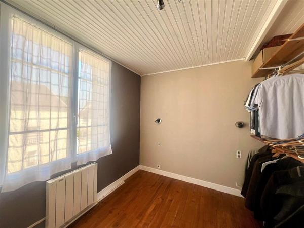 Vente / Maison avec dépendance à Bouafle (78410)