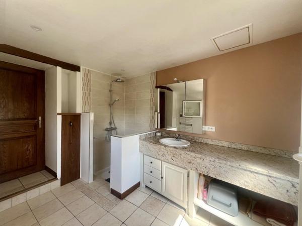 Vente / Maison avec dépendance à Bouafle (78410)