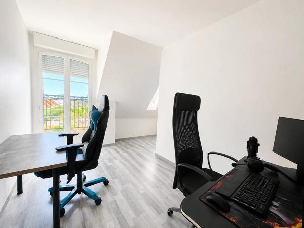 Vente                                                      Appartement
                        
                     3 pièces                      52 m2                     à Fontenay-Trésigny