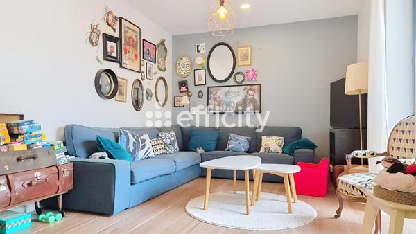 Maison
         6 pièces
        - 118 m² Exclusivité 295 000 € *