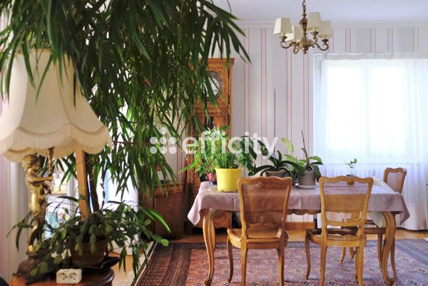 Maison 15 pièces - 226 m²