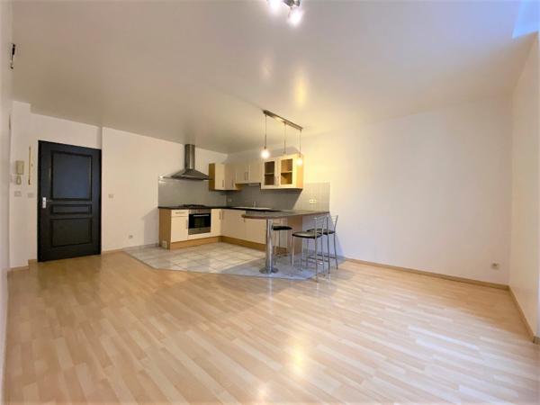 Appartement Montmorot / 4 pièces / 2 chambres / 80.77 m²