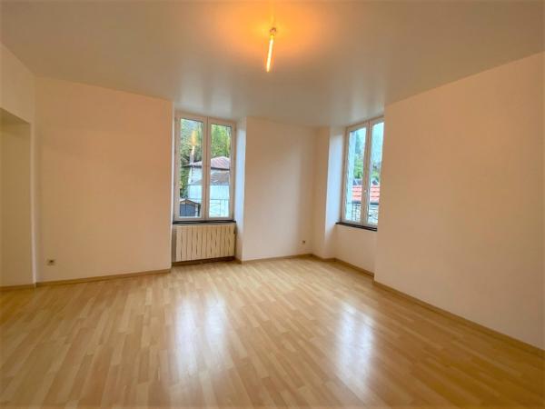Appartement Montmorot / 4 pièces / 2 chambres / 80.77 m²