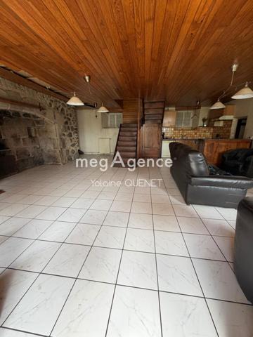 Maison à SAINT-MARTIN-SOUS-VIGOUROUX, 15230 - 4 pièces 137m²