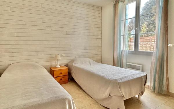 Maison à vendre    5 pièces •  Saint-Georges-d'Oléron