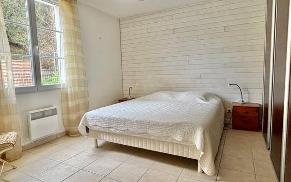 Maison à vendre    5 pièces •  Saint-Georges-d'Oléron