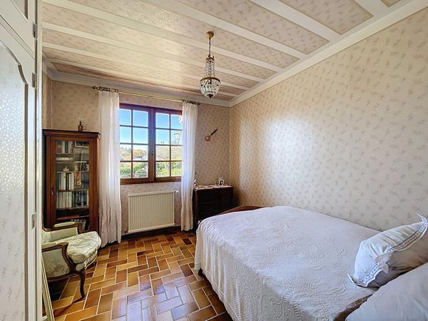 Manosque maison 3 pièces sous-sol, cave et garage