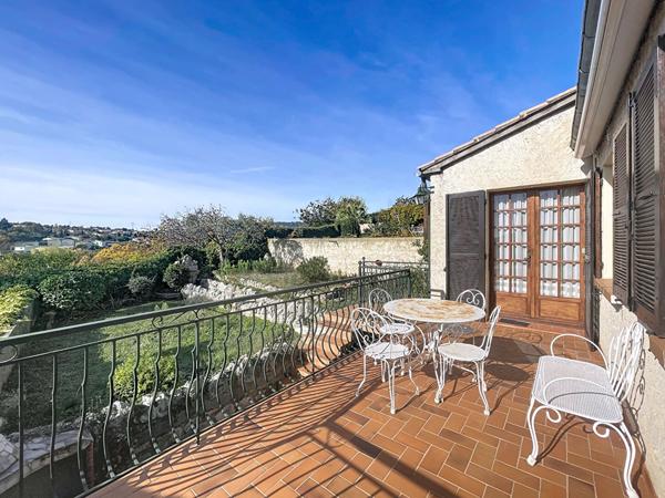 Manosque maison 3 pièces sous-sol, cave et garage