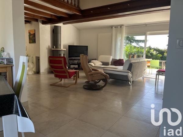 Maison à vendre 8 pièces 176 m² Meursac