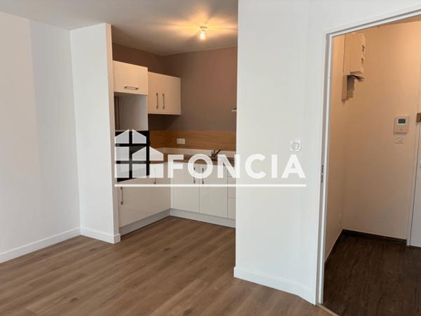 Location Appartement 2 pièces 48.43 m² - 10 AVENUE FRANCIS BOUET Cholet 49300