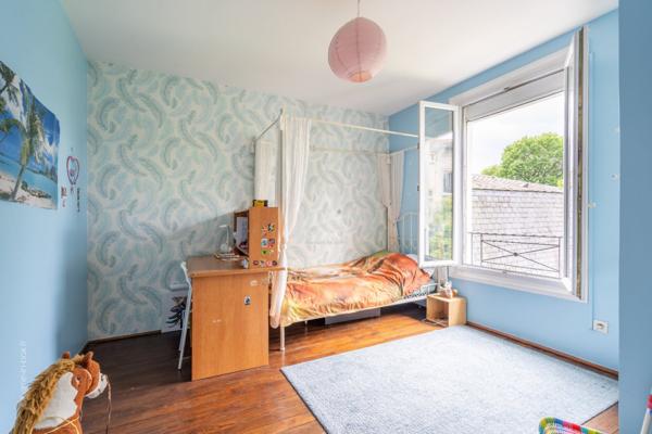 Vaste maison familiale - Orangerie