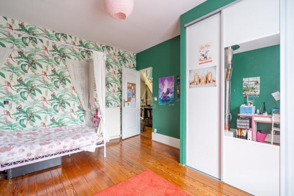 Vaste maison familiale - Orangerie