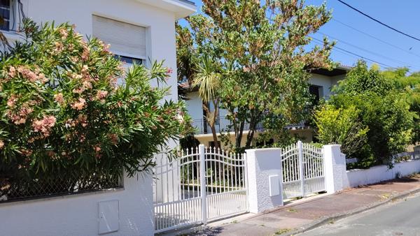 Maison -5 chambres- 164m2 hab avec jardin et garage