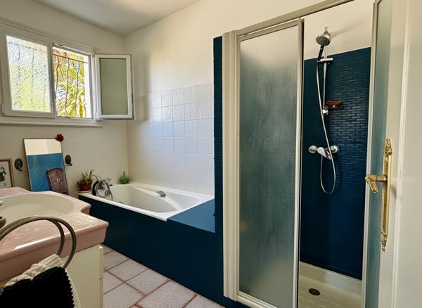 Maison -5 chambres- 164m2 hab avec jardin et garage