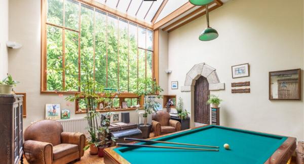 Domaine avec dépendance 412m² utile avec son terrain de 6200m²
