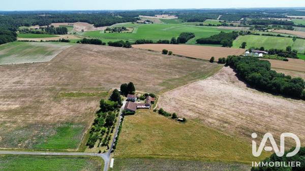 Maison à vendre 8 pièces 174 m² Coteaux-du-Blanzacais