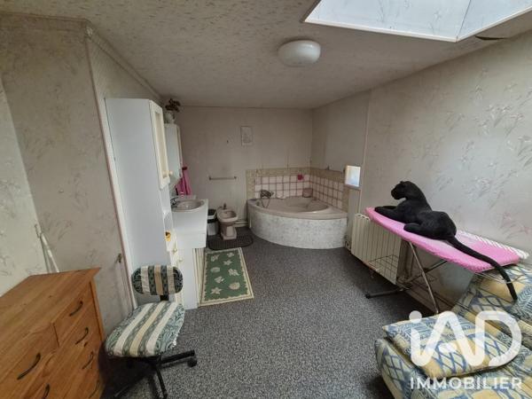 Maison à vendre 8 pièces 174 m² Coteaux-du-Blanzacais