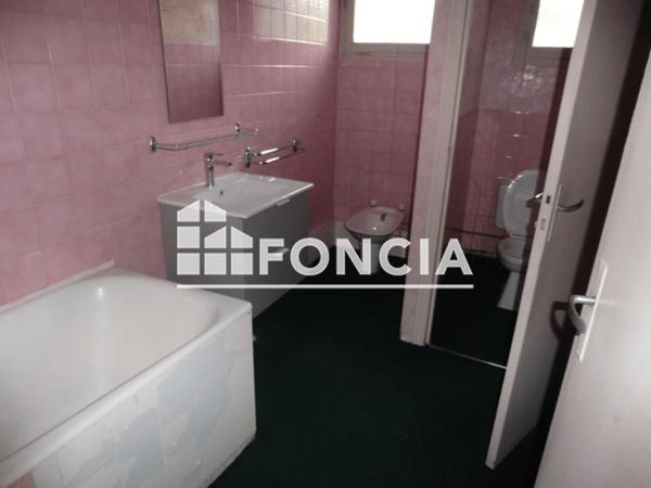 Location Maison 5 pièces 100 m² - 72 RUE NATIONALE Saint Georges Sur Loire 49170