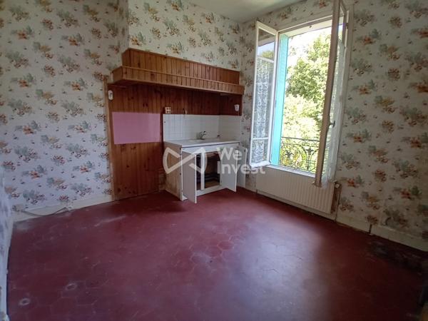 Maison en pierres meulières de charme avec combles aménagés