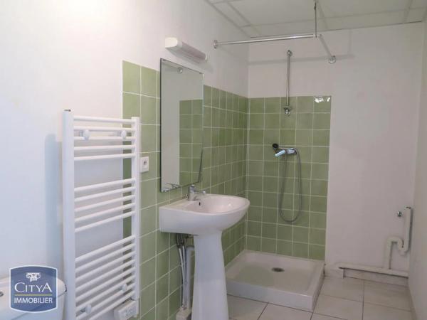 Appartement à louer 1 pièce 22.15m² Nîmes (30900)