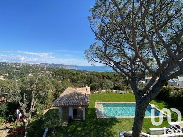 Maison d’architecte 8 pièces de 482 m² à Sainte-Maxime (83120)