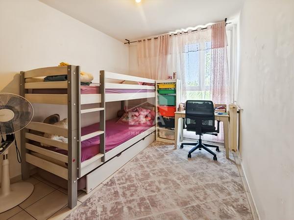 Appartement Marignane 3 pièce(s) 61 m2