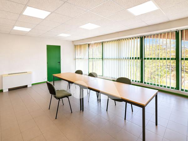 Local commercial 135 m2