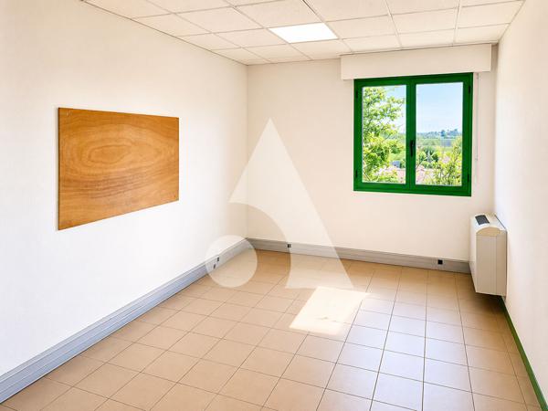 Local commercial 135 m2