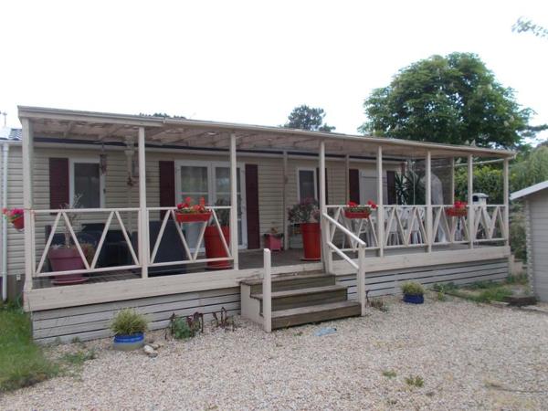 ERDEVEN, terrain de loisirs avec mobil-home