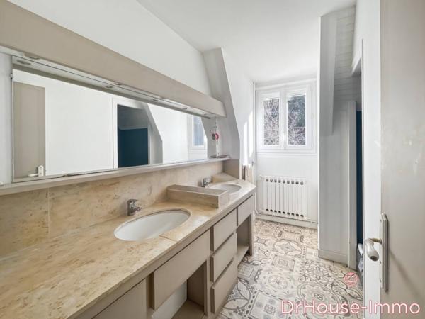 Maison à vendre 8 pièces de 285 m²
