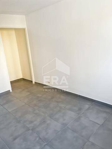 Appartement Salon De Provence 3 pièce(s)