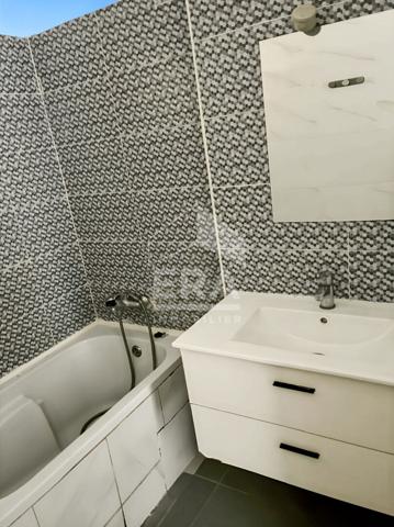 Appartement Salon De Provence 3 pièce(s)