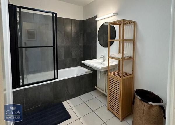 Appartement à louer 3 pièces 65.6m²