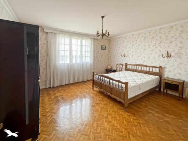 Maison 187 424 € Plougar 7 p 150 m² DPE E