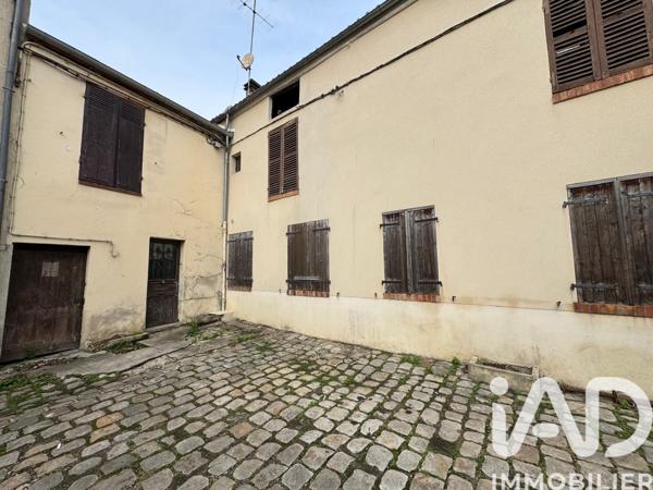 Immeuble à vendre 167 m² Longjumeau