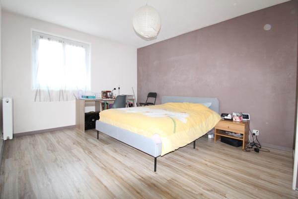 CHOLET, BELLE MAISON 4 CHAMBRES AU CALME ABSOLU