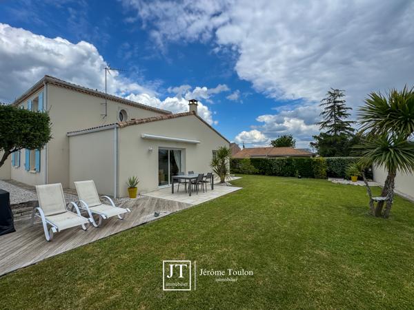 Maison
                                                                                                                                                                                                                                                                                                                        5 pièce(s)                                                                                                                                                                                                          4 chambre(s)                                                                                                                                                                                                          155  m²