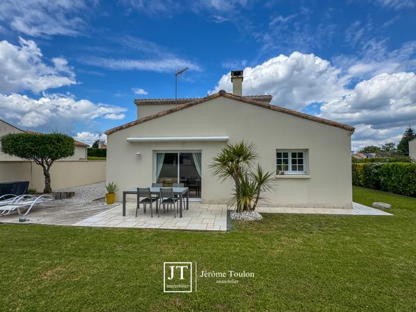 Maison
                                                                                                                                                                                                                                                                                                                        5 pièce(s)                                                                                                                                                                                                          4 chambre(s)                                                                                                                                                                                                          155  m²