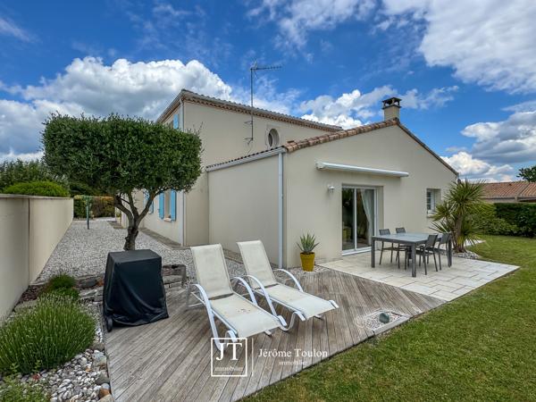 Maison
                                                                                                                                                                                                                                                                                                                        5 pièce(s)                                                                                                                                                                                                          4 chambre(s)                                                                                                                                                                                                          155  m²