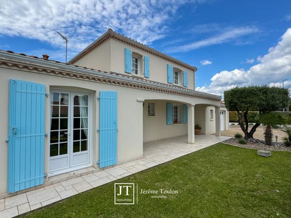 Maison
                                                                                                                                                                                                                                                                                                                        5 pièce(s)                                                                                                                                                                                                          4 chambre(s)                                                                                                                                                                                                          155  m²