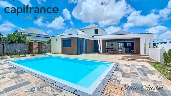 Villa d'architecte T5 moderne et meublée avec piscine