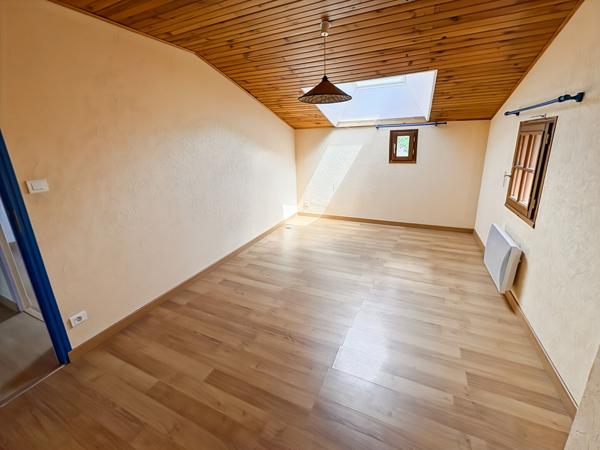 Charmante Maison avec 8 chambres