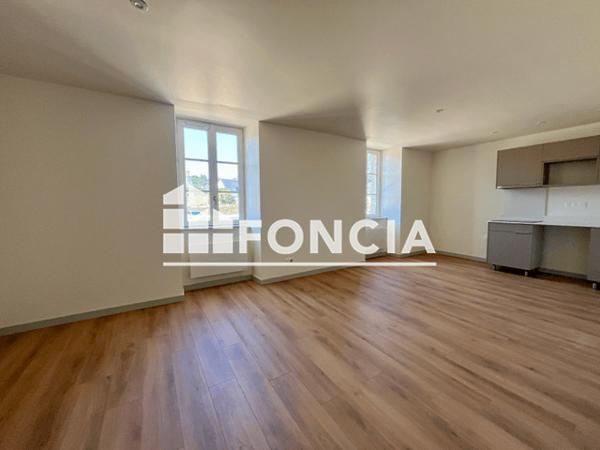 Location Appartement 2 pièces 42.85 m² - Guingamp 22200